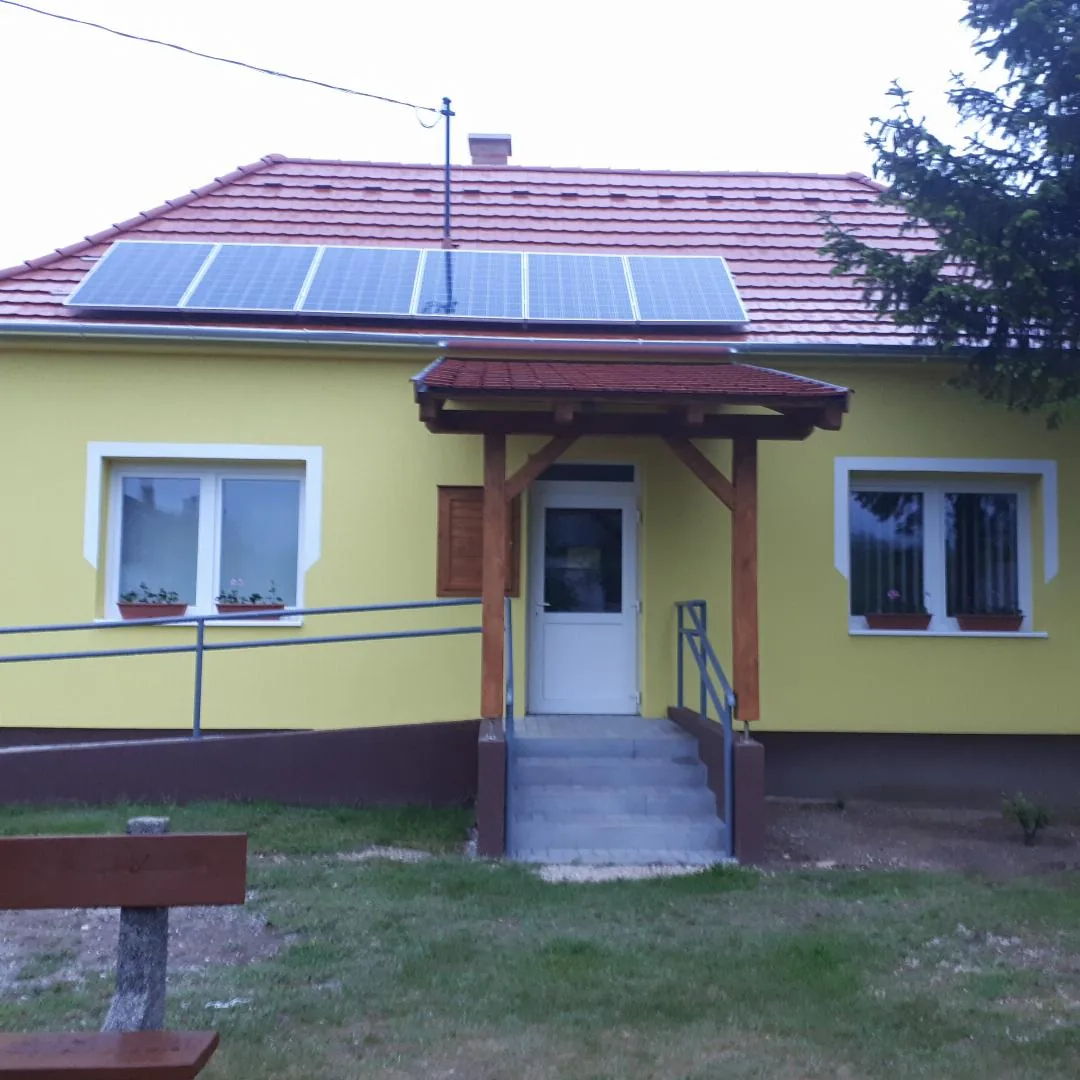 Fenyőfő