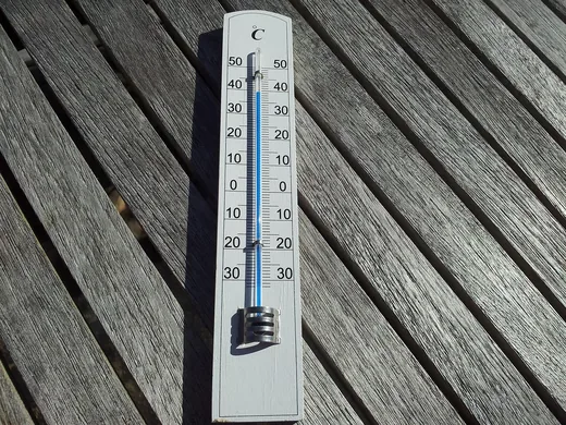 'Másodfokú hőségriasztás' cikk borítóképe